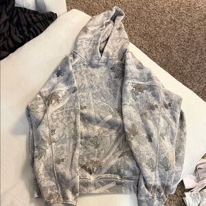 Abercrombie & Fitch Gray Camouflage Hoodie